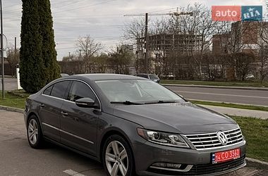 Купе Volkswagen CC / Passat CC 2015 в Львове