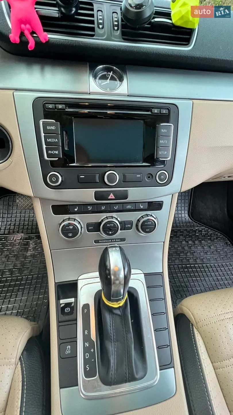 2013 Volkswagen Passat CC - мініатюра 12