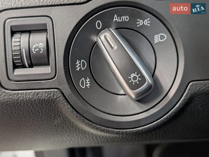 Volkswagen CC / Passat CC 2015 VIN WVWZZZ3CZGE508165 фото оголошення 16 з 65