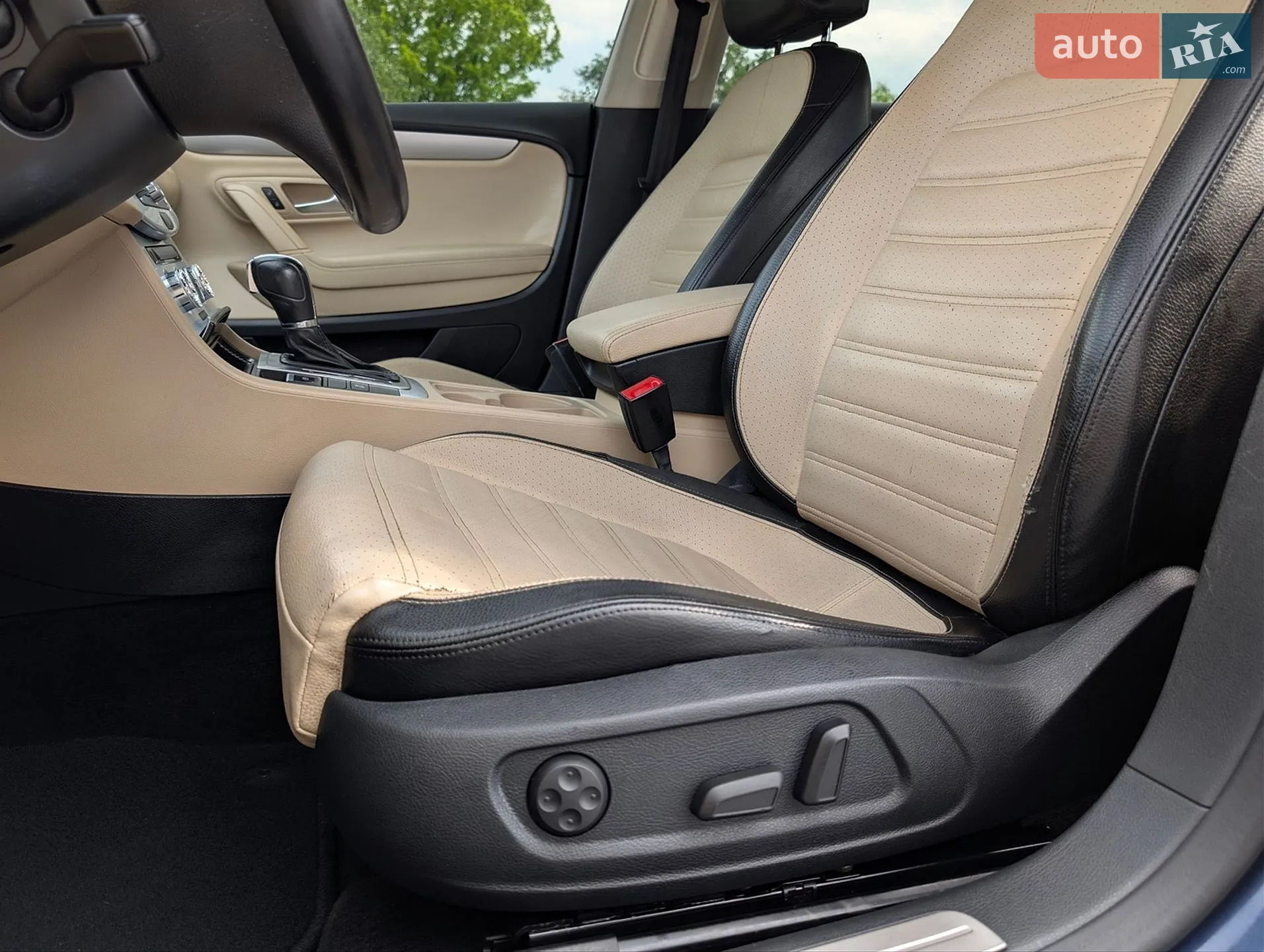 2014 Volkswagen Passat CC - мініатюра 23