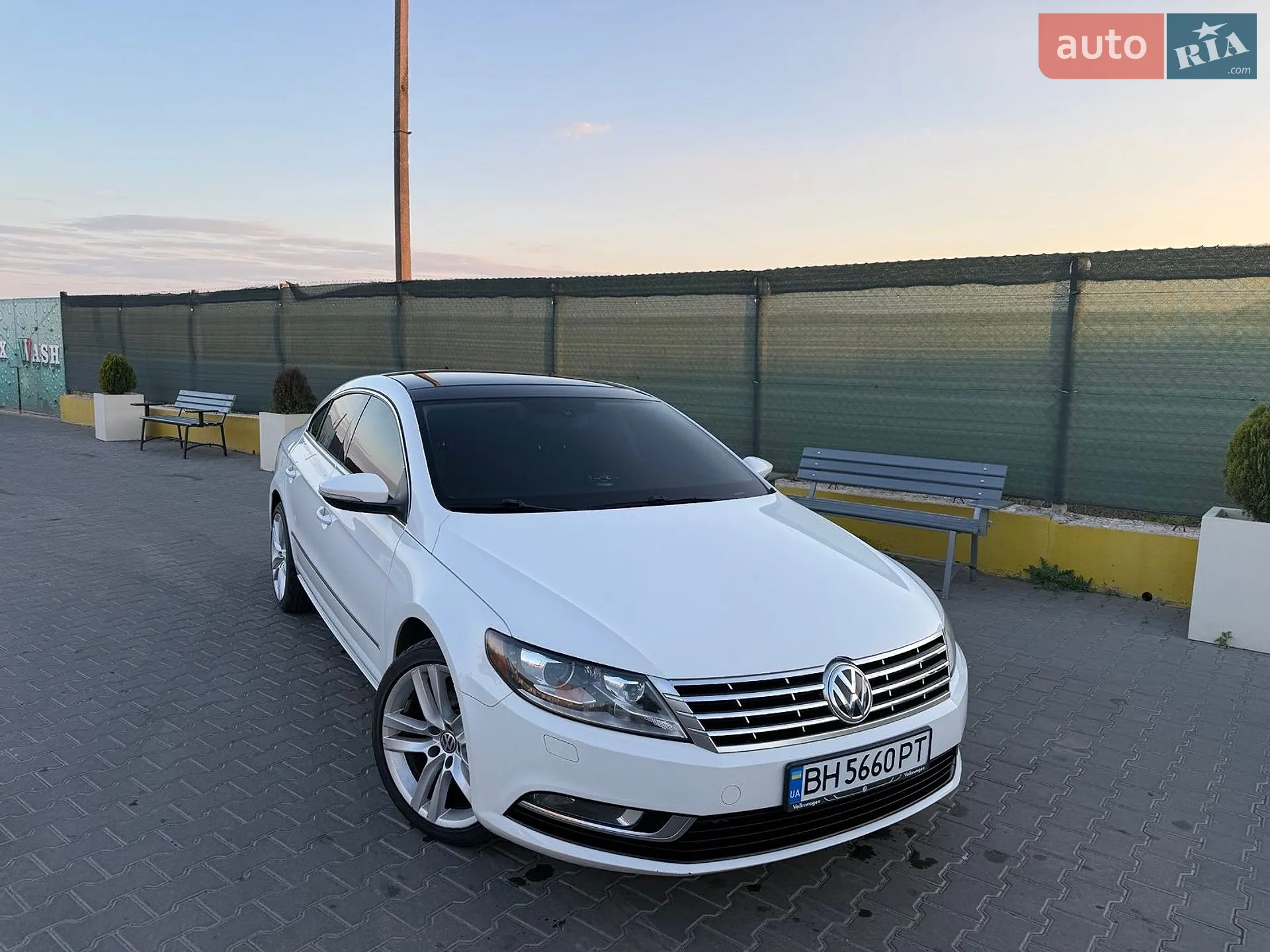 2012 Volkswagen Passat CC - мініатюра 2
