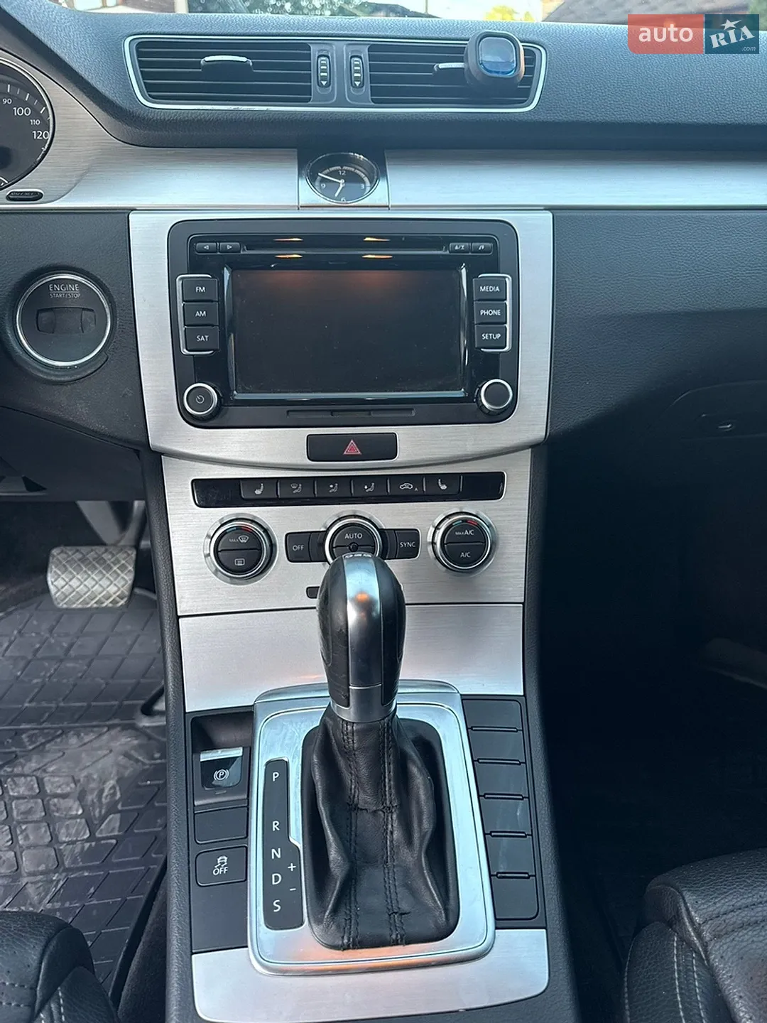 Volkswagen CC / Passat CC 2013 VIN WVWBP7AN7DE555463 фото оголошення 12 з 19