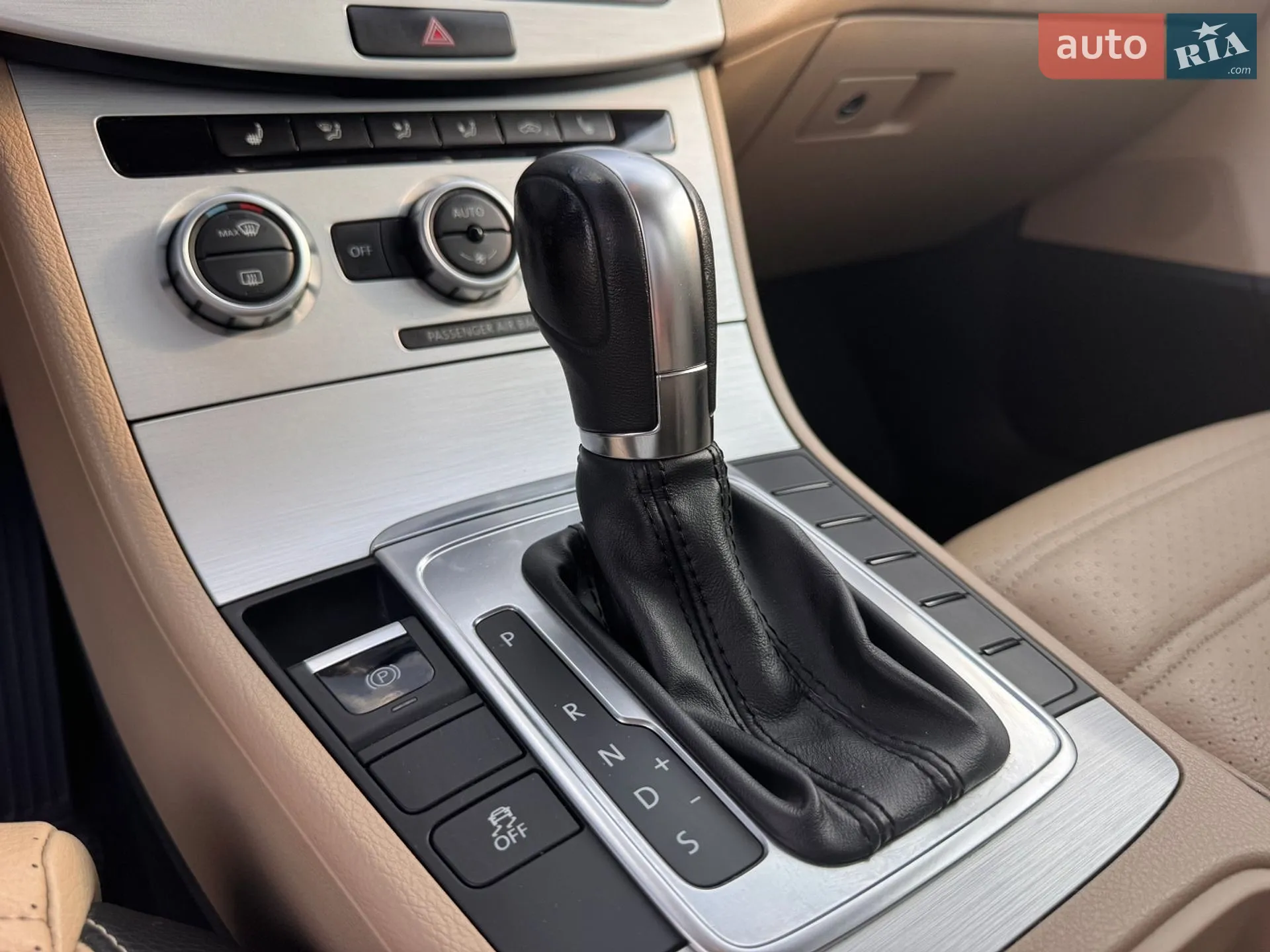 2013 Volkswagen Passat CC - мініатюра 23