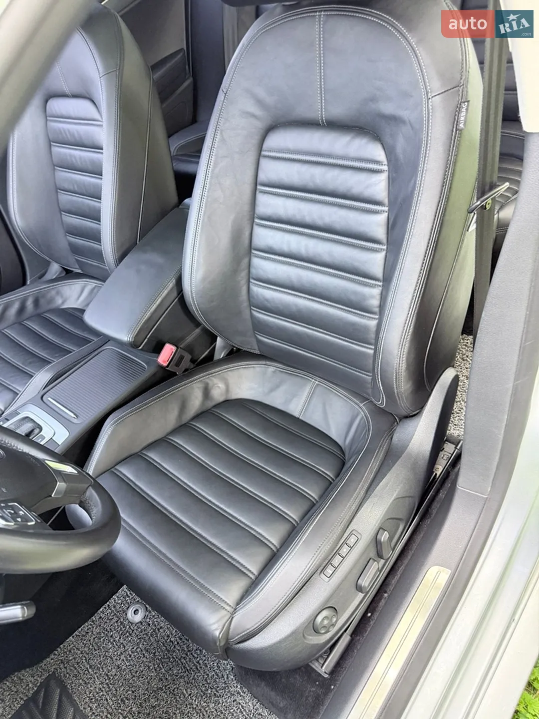 2015 Volkswagen Passat CC - мініатюра 24