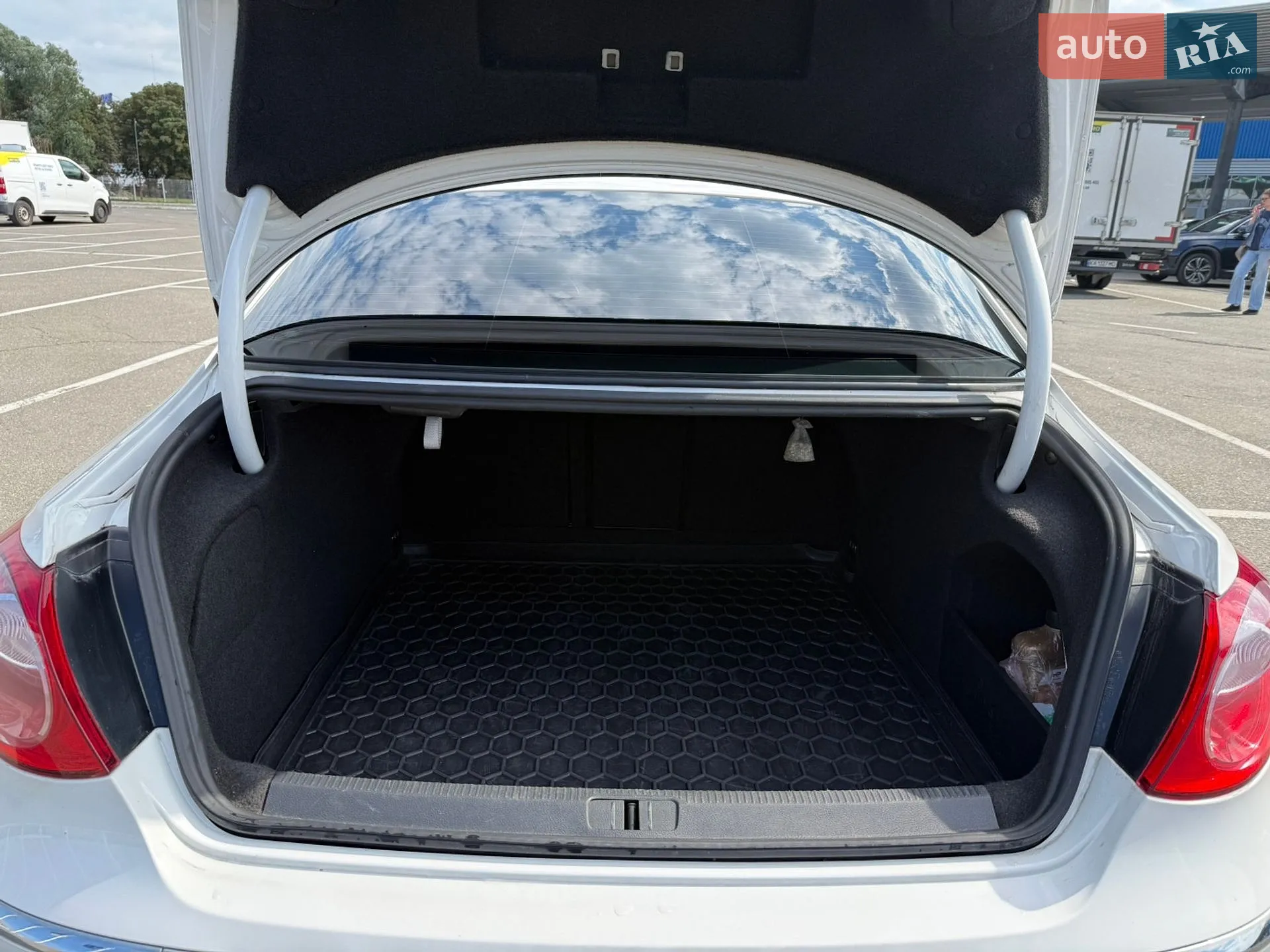 2011 Volkswagen Passat CC - мініатюра 15