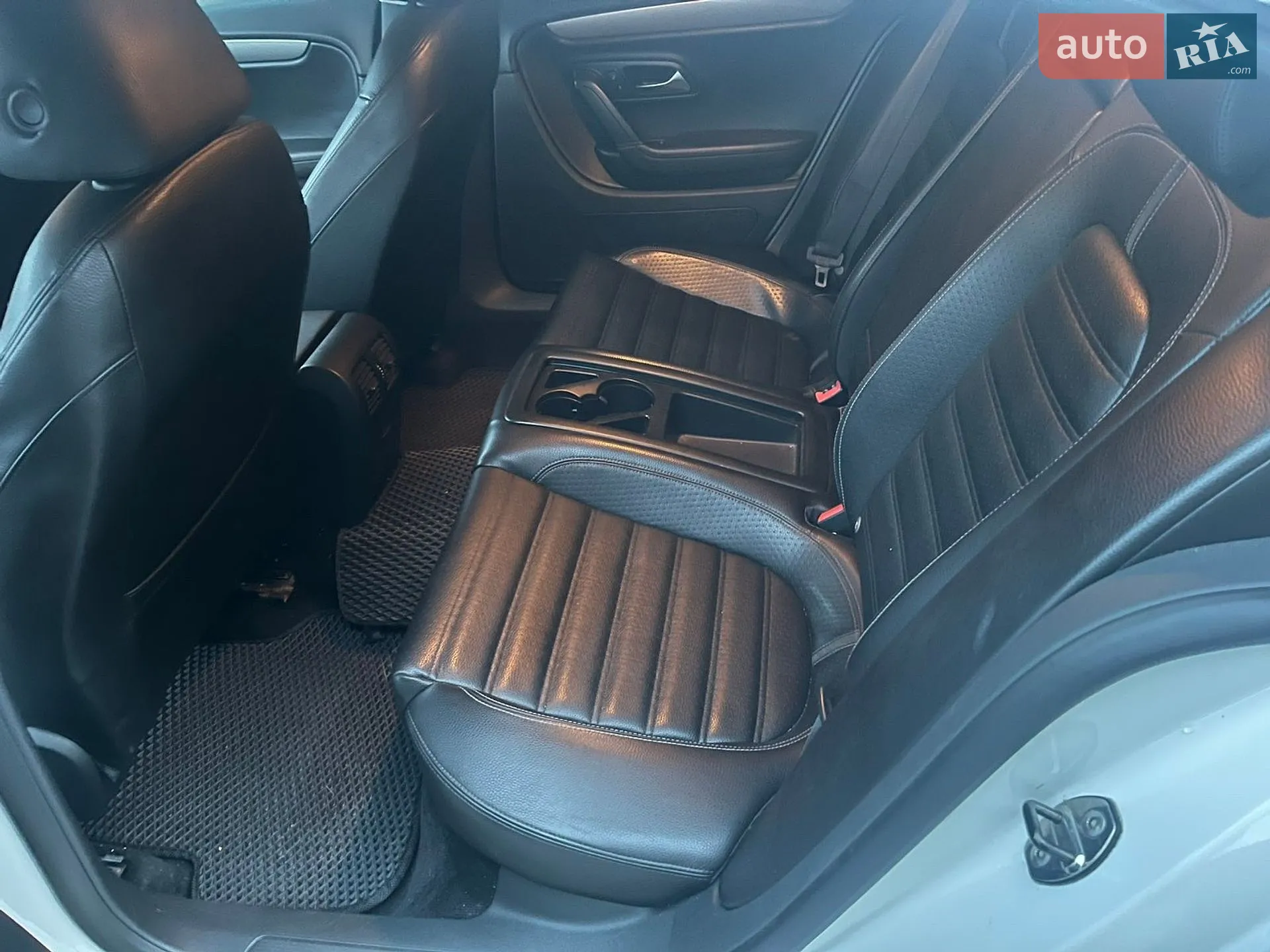 2011 Volkswagen Passat CC - мініатюра 9