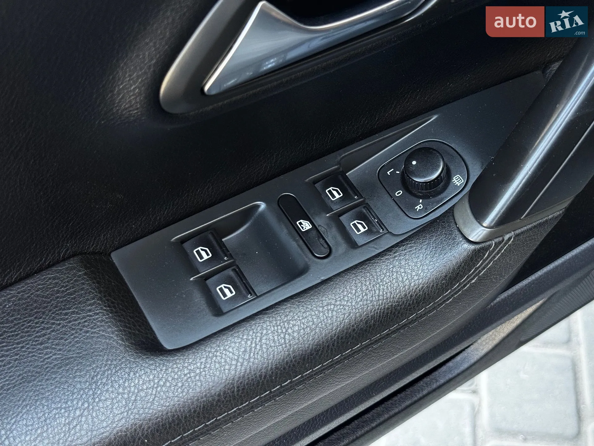 2012 Volkswagen Passat CC - мініатюра 38