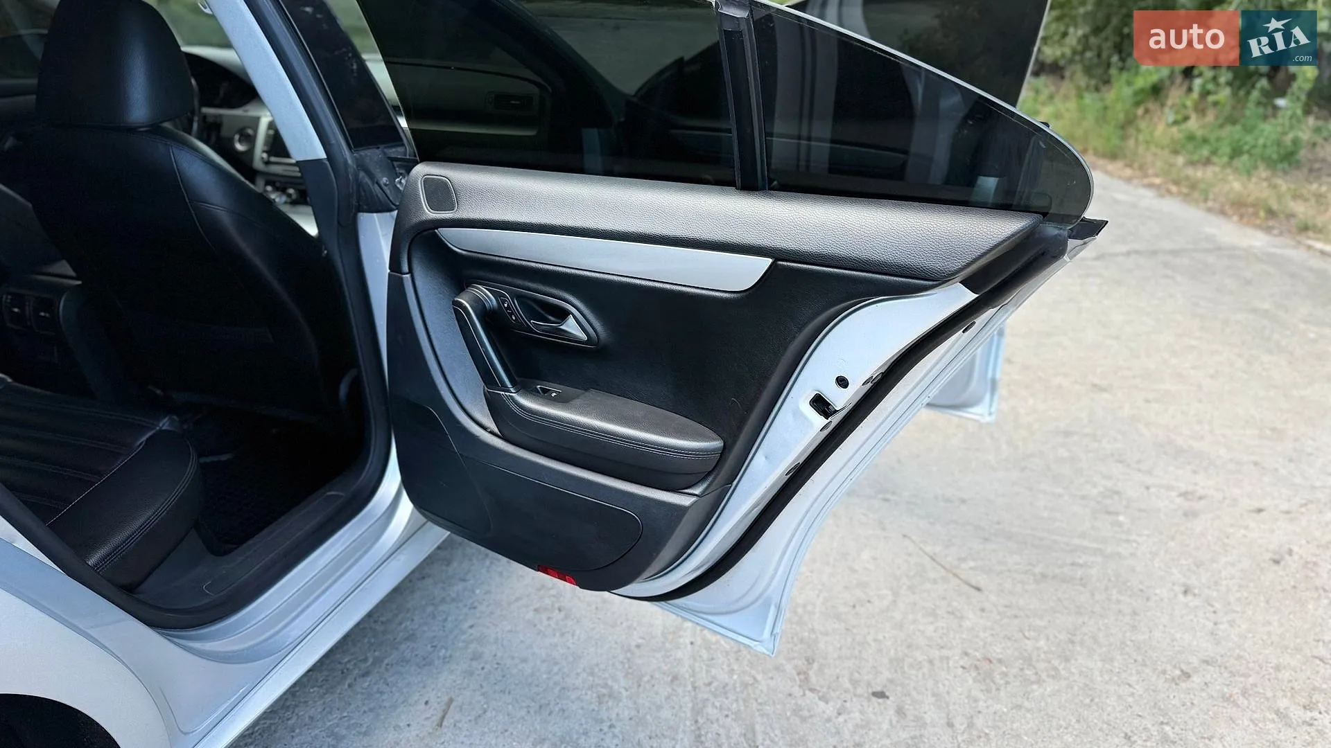 2010 Volkswagen Passat CC - мініатюра 24