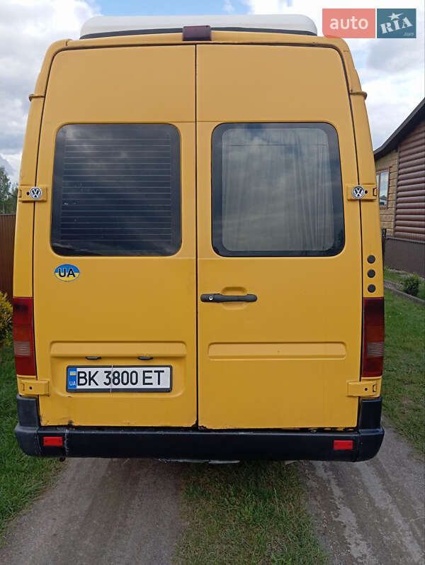 Хэтчбек Volkswagen Citi 2006 в Рокитном