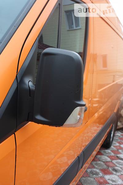 Грузовой фургон Volkswagen Crafter 2006 в Соснице