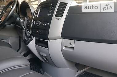 Вантажопасажирський фургон Volkswagen Crafter 2014 в Житомирі