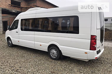 Туристический / Междугородний автобус Volkswagen Crafter 2012 в Черновцах