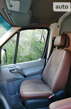 Дом на колесах Volkswagen Crafter 2012 в Долине