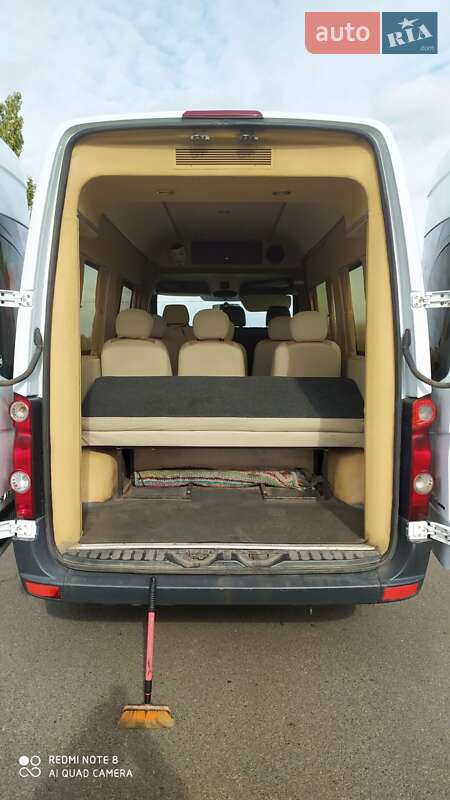 Микроавтобус Volkswagen Crafter 2010 в Кривом Роге