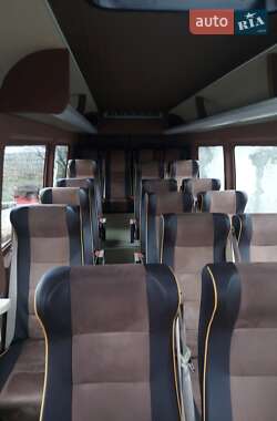 Туристический / Междугородний автобус Volkswagen Crafter 2015 в 