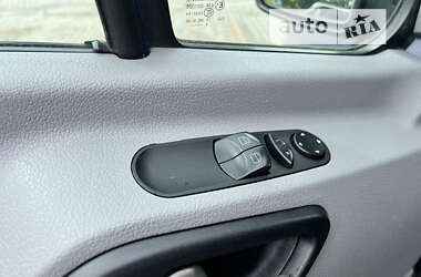 Туристический / Междугородний автобус Volkswagen Crafter 2015 в 
