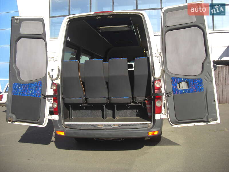 Микроавтобус Volkswagen Crafter 2012 в Кривом Роге