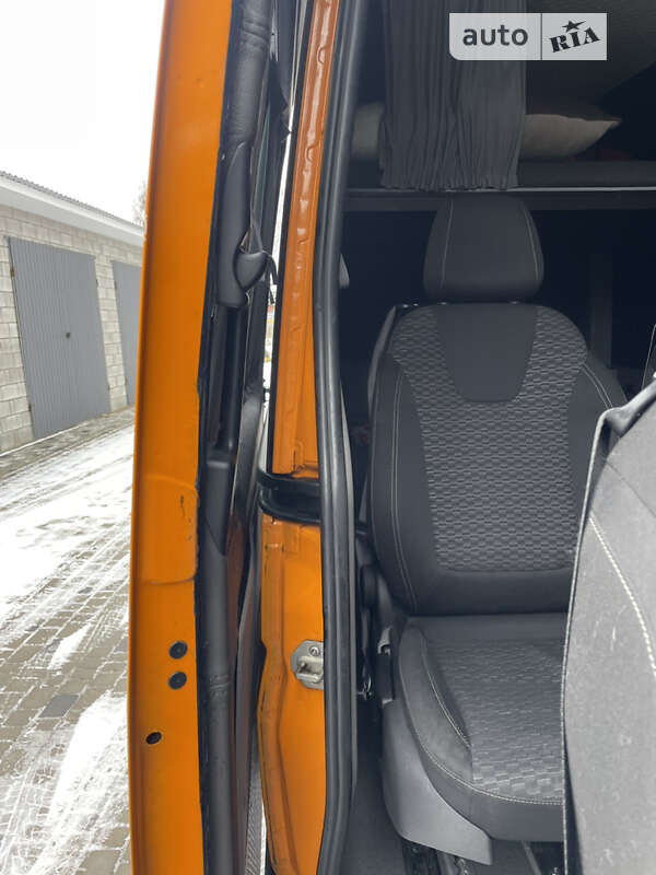 Микроавтобус Volkswagen Crafter 2010 в Березному фото 31 Микроавтобус Volkswagen Crafter 2010 в Березному