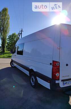 Вантажопасажирський фургон Volkswagen Crafter 2015 в Коростені