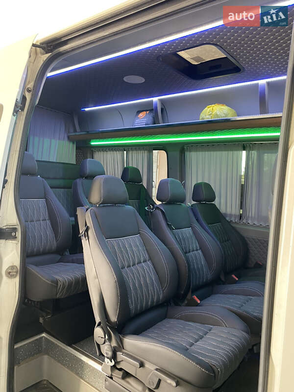 Микроавтобус Volkswagen Crafter 2007 в Ровно