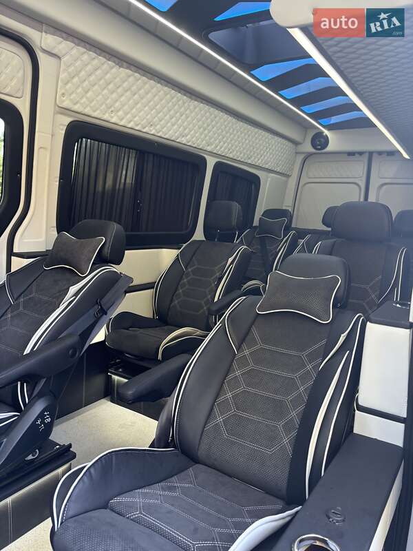 Туристический / Междугородний автобус Volkswagen Crafter 2020 в Киеве фото 3 Туристический / Междугородний автобус Volkswagen Crafter 2020 в Киеве