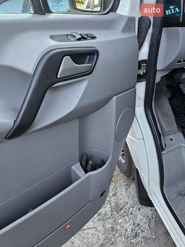 Микроавтобус Volkswagen Crafter 2011 в Киеве