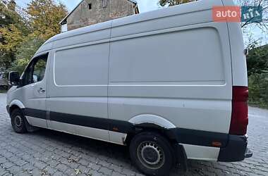 Грузовой фургон Volkswagen Crafter 2007 в Черновцах