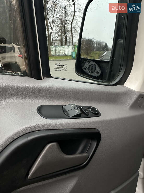 Вантажний фургон Volkswagen Crafter 2008 в Харкові