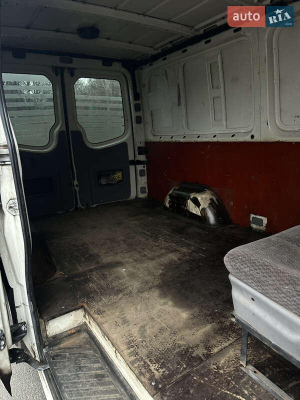 Вантажний фургон Volkswagen Crafter 2008 в Харкові