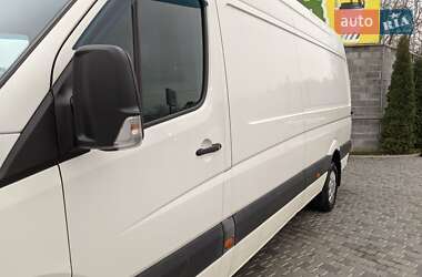 Вантажний фургон Volkswagen Crafter 2010 в Кропивницькому