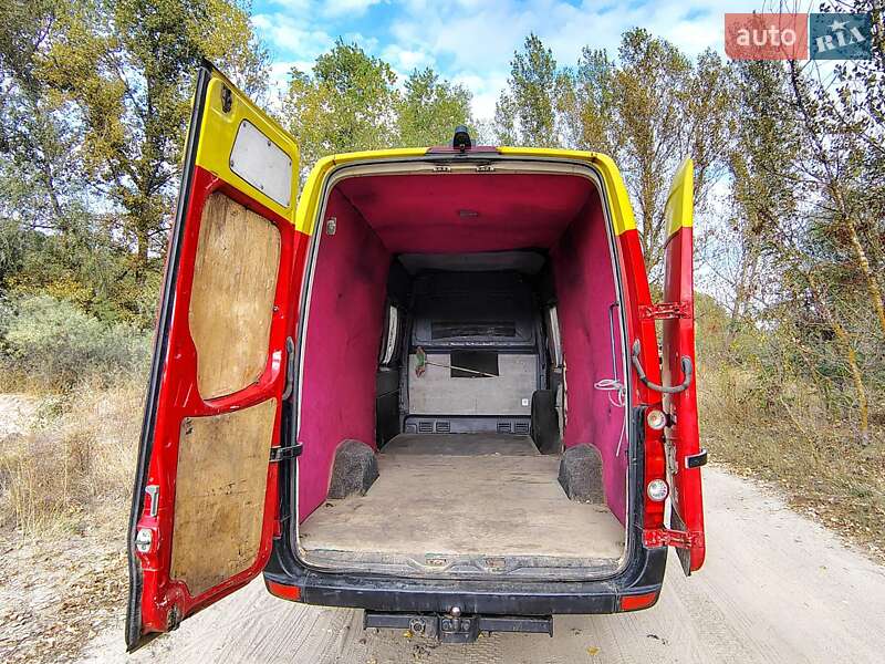 Вантажопасажирський фургон Volkswagen Crafter 2009 в Чернігові