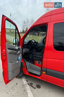 Вантажопасажирський фургон Volkswagen Crafter 2016 в Рівному