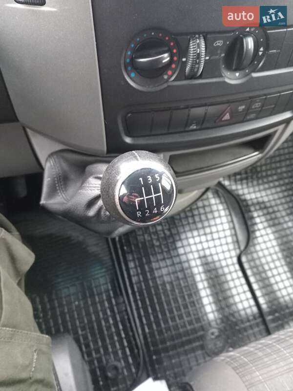 Вантажний фургон Volkswagen Crafter 2016 в Києві фото 21 Вантажний фургон Volkswagen Crafter 2016 в Києві