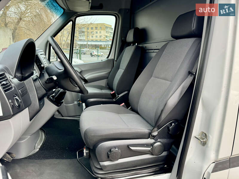 Грузопассажирский фургон Volkswagen Crafter 2016 в Виннице