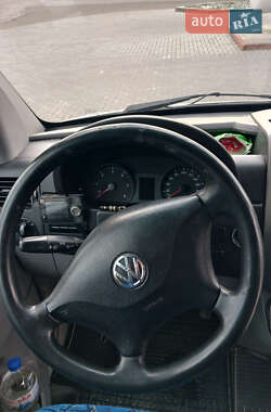 Пригородный автобус Volkswagen Crafter 2012 в 