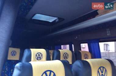 Туристический / Междугородний автобус Volkswagen Crafter 2010 в 