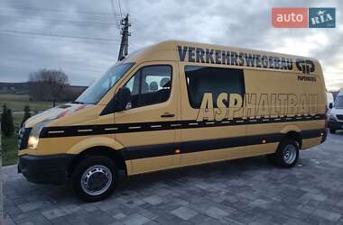 Вантажопасажирський фургон Volkswagen Crafter 2012 в Рівному