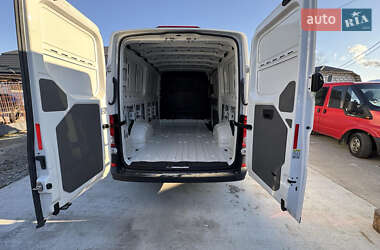 Грузовой фургон Volkswagen Crafter 2023 в 