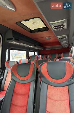 Туристичний / Міжміський автобус Volkswagen Crafter 2014 в Рівному