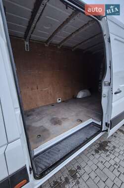 Грузовой фургон Volkswagen Crafter 2014 в 