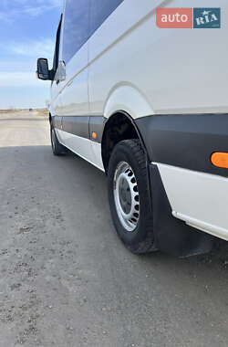 Микроавтобус Volkswagen Crafter 2010 в 