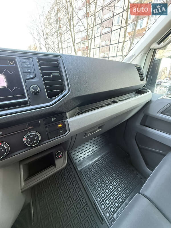 Грузопассажирский фургон Volkswagen Crafter 2019 в Днепре