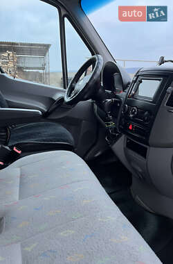 Грузовой фургон Volkswagen Crafter 2007 в 