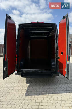 Грузовой фургон Volkswagen Crafter 2021 в 