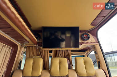Грузопассажирский фургон Volkswagen Crafter 2012 в 