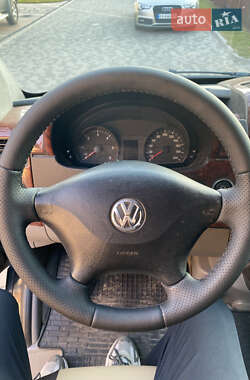 Грузовой фургон Volkswagen Crafter 2013 в 