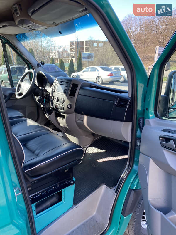 Микроавтобус Volkswagen Crafter 2014 в Ровно