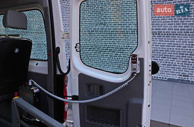 Мікроавтобус Volkswagen Crafter 2015 в 