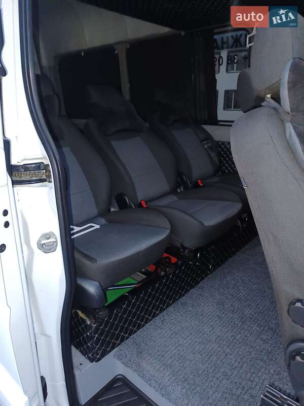 Микроавтобус Volkswagen Crafter 2013 в Старой Выжевке