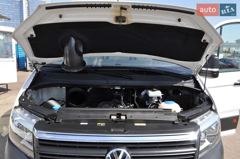 Грузовой фургон Volkswagen Crafter 2021 в Киеве
